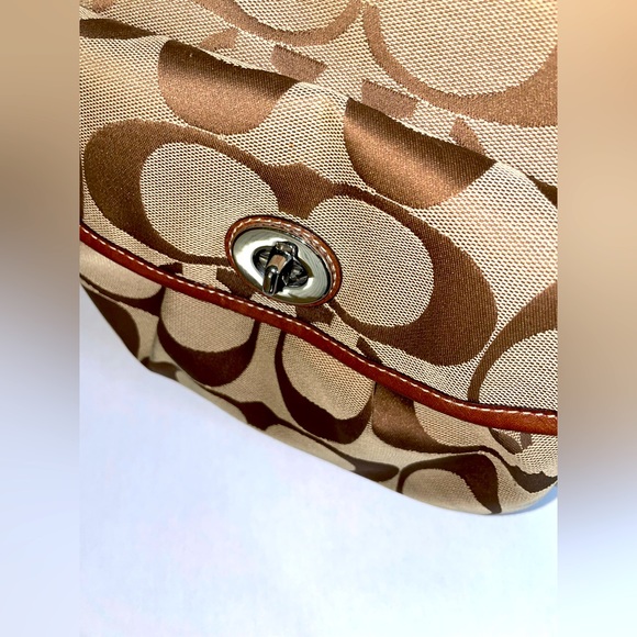 Vintage Coach Monogram Tote in Brown Beige w Shoulder Strap Lightweight & Roomy - Picture 3 of 16